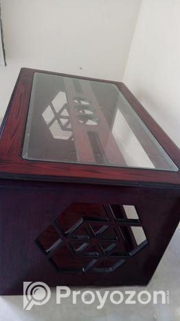 Sofa tea table