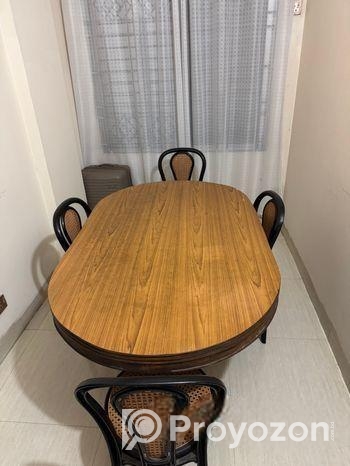 Dining Table(4 Seater)