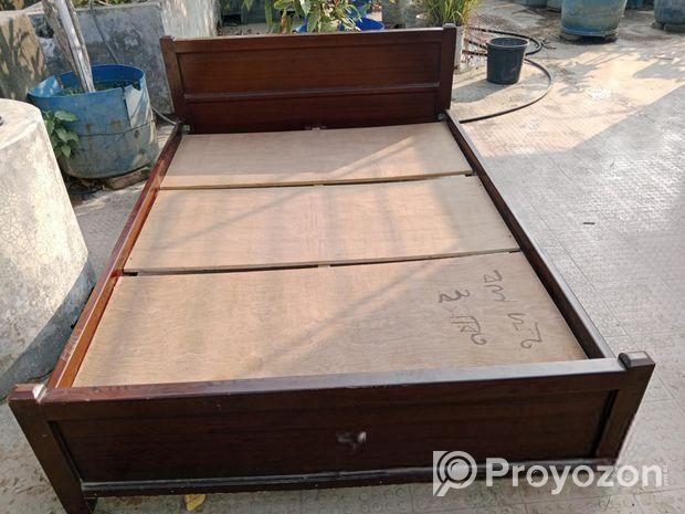 মজবুত ও সুন্দর ডিজাইনের এমডিএফ (Mdf) ডাবল খাট বিক্রি হবে