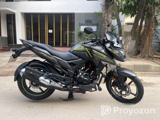 Honda X Blade FI ABS Grey 2025