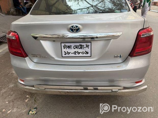 Toyota Axio Hybrid 2018