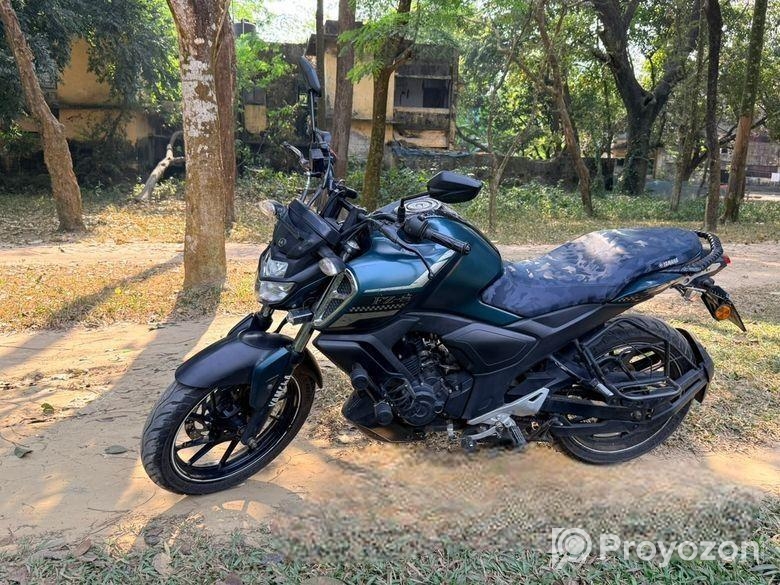 Yamaha FZS V3 . 2022