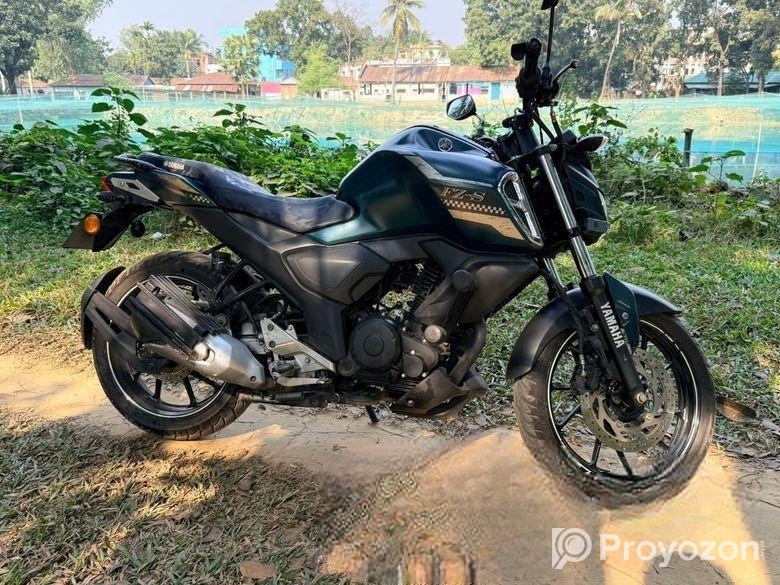 Yamaha FZS V3 . 2022