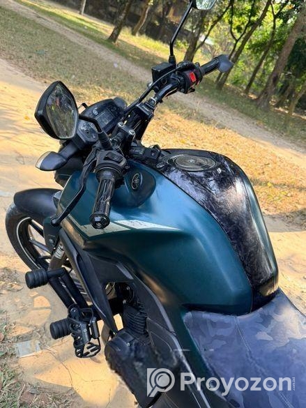 Yamaha FZS V3 . 2022