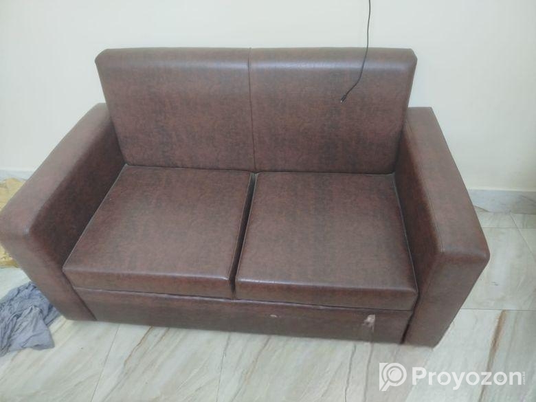 সোফা সেট ৫ সিট + সেন্টার টেবিল ২ টা টুল