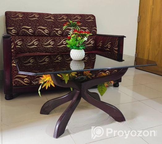 খাট,সোফা,ওয়ারড্রব, টেবিল,চেয়ার বিক্রি করা হবে।