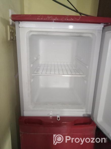 ফ্রিজ বিক্রি হবে