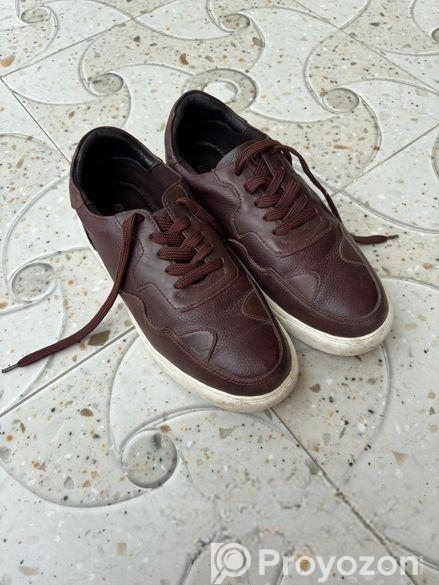 ১০/১১ বছরের বাচ্চার Formal জুতা