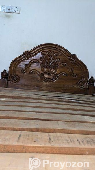 সেগুন কাঠের সিঙ্গেল খাট