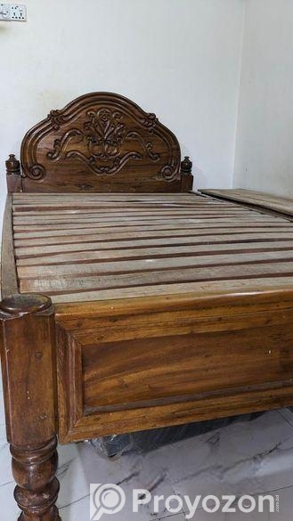 সেগুন কাঠের সিঙ্গেল খাট