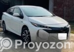 Toyota Prius Plug-in Hybrid 2019