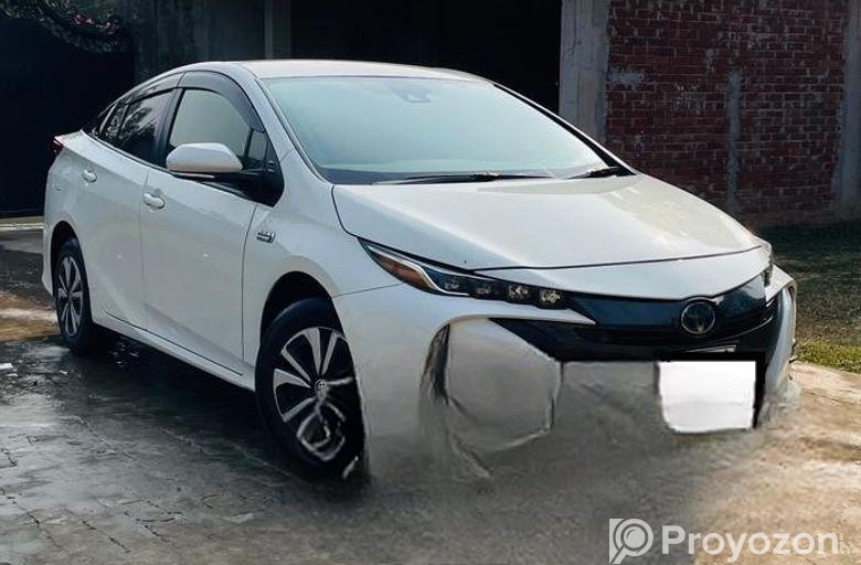 Toyota Prius Plug-in Hybrid 2019