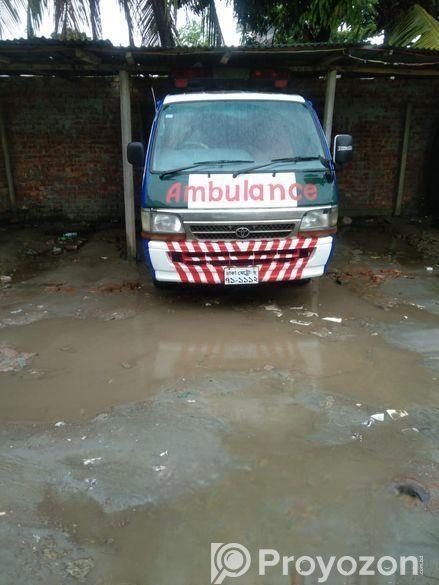 Toyota ambulance 2004