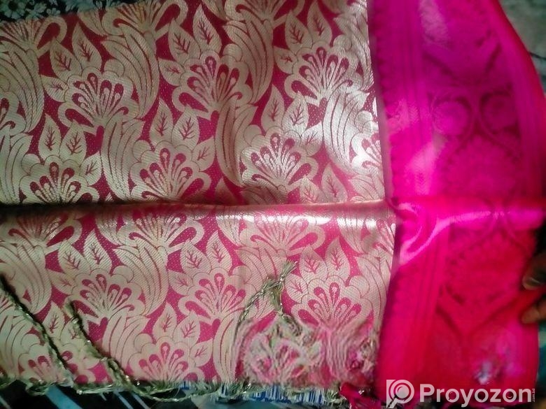 টানাবানা শাড়ী, ব্লাউজ পিস আলাদা, শাড়ী ১২ হাত।