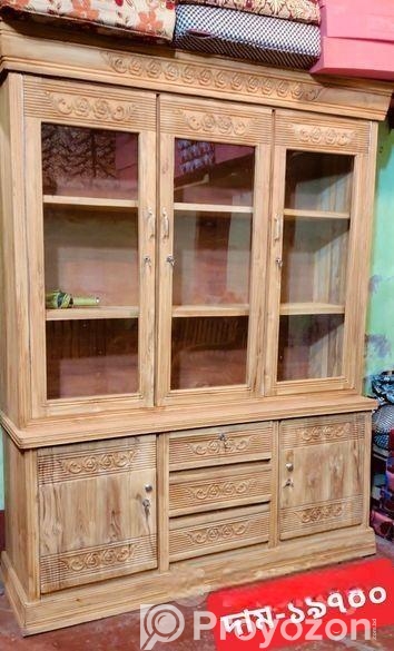 সেগুন কাঠের এই শোকেস বিক্রি করবো, দাম-১৯৭০০