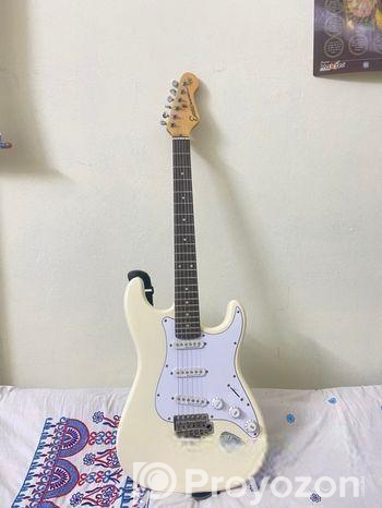 Full Fresh Condition Electric Guitar