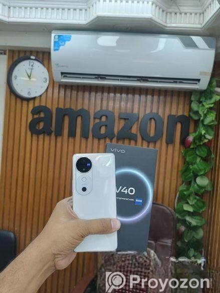 Vivo V40 12/256 (Used)