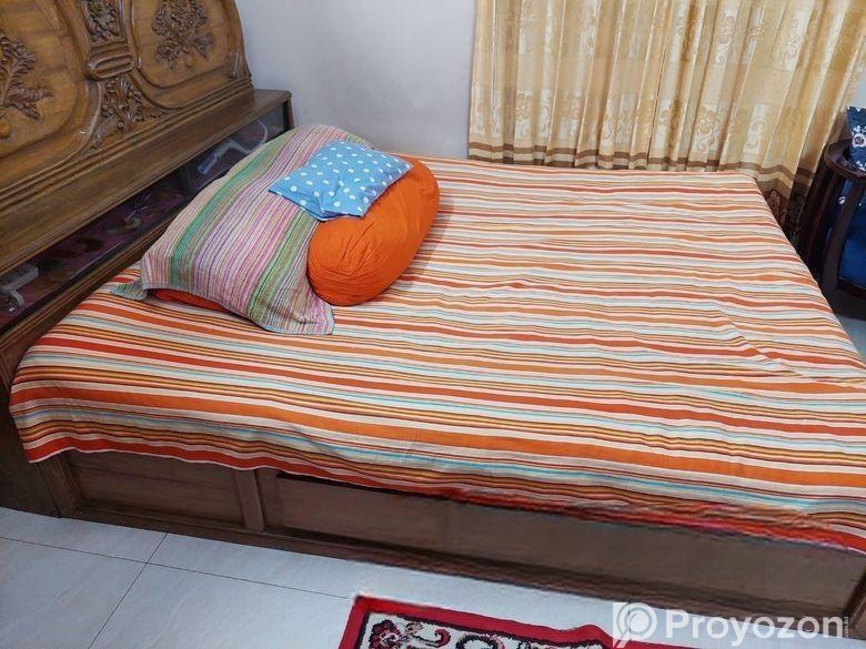 Segun Wood Bed