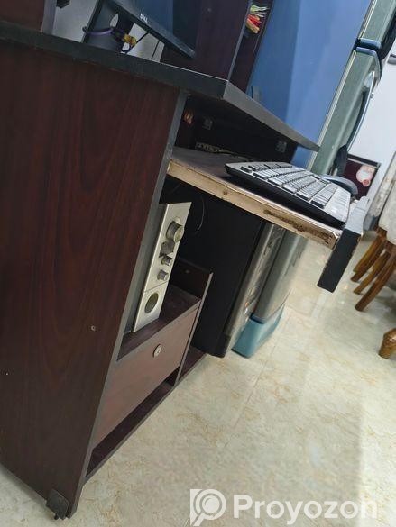 Computer Table