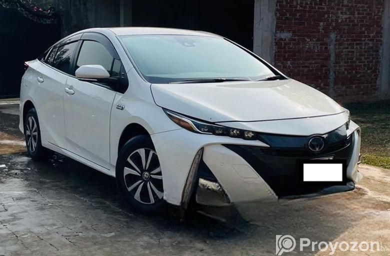 Toyota Prius Plug-in Hybrid 2019