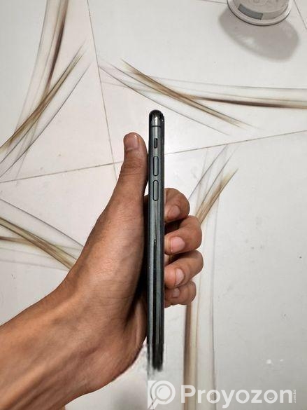 Apple iPhone 11 Pro Battery 89 (Used)