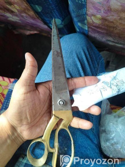 কাপড় কাঠা কেচি ১০ ইঞ্চি