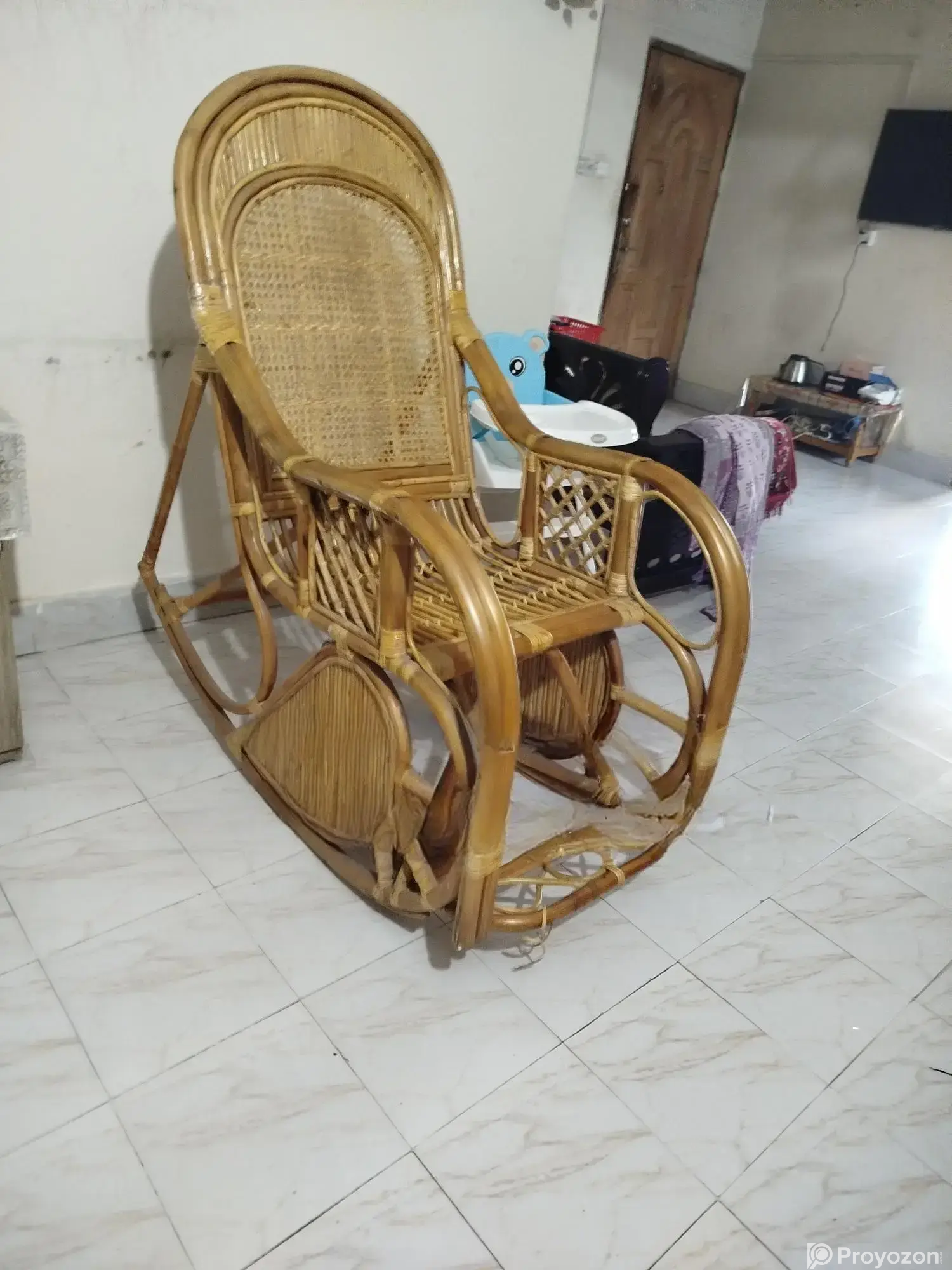 বেতের চেয়ার (easy chair)