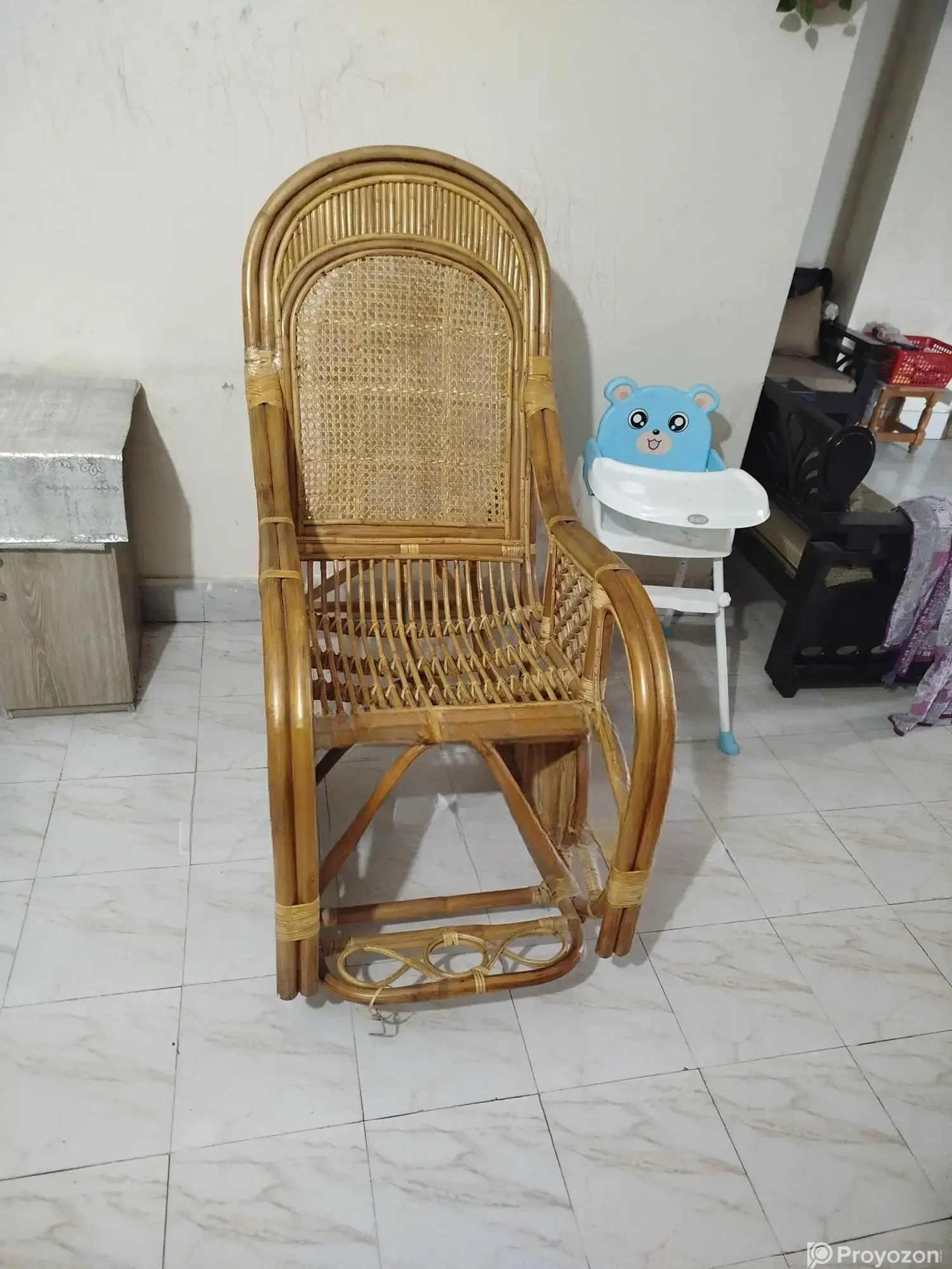 বেতের চেয়ার (easy chair)