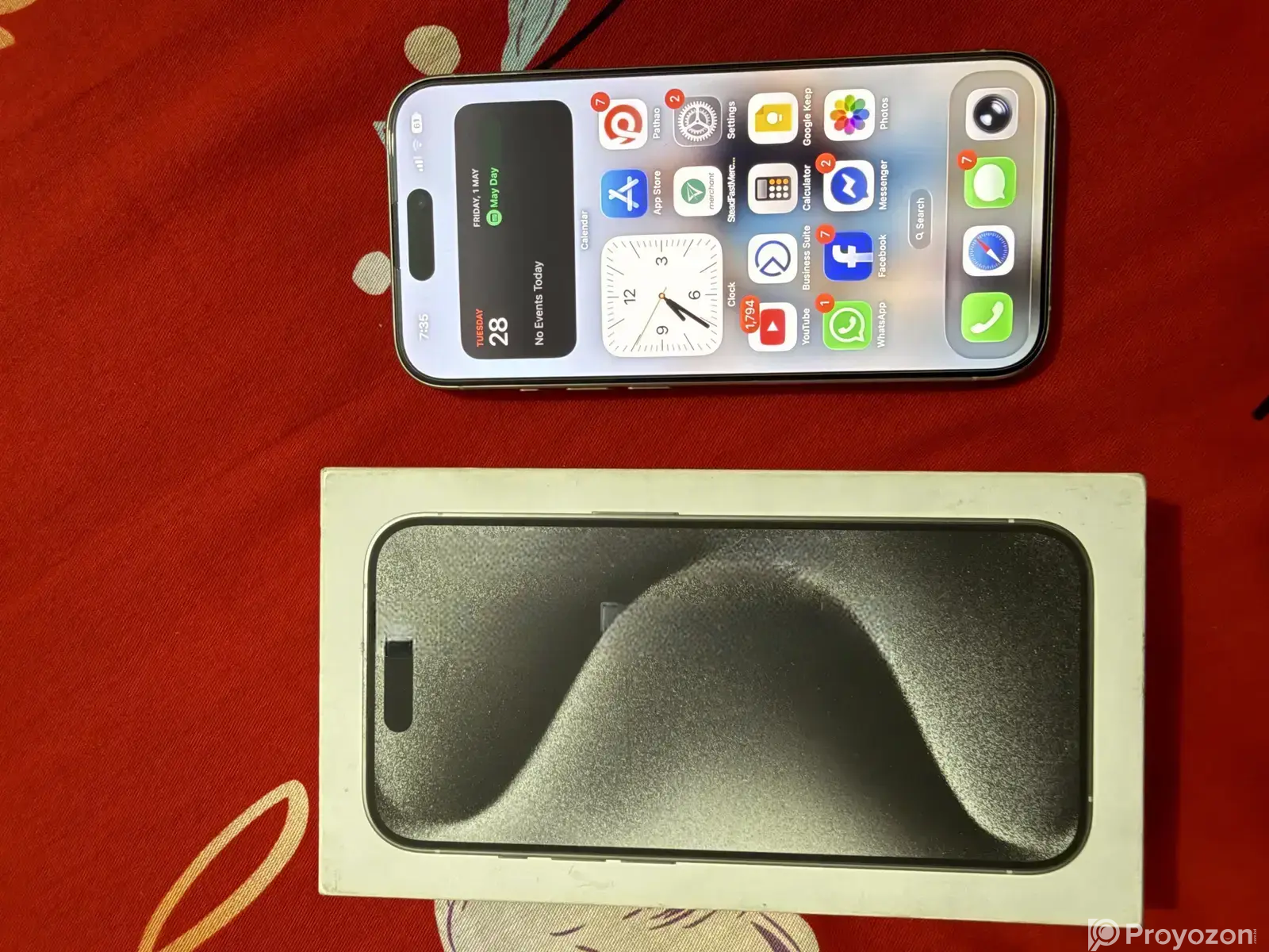 Apple iPhone 15 Pro White titanium